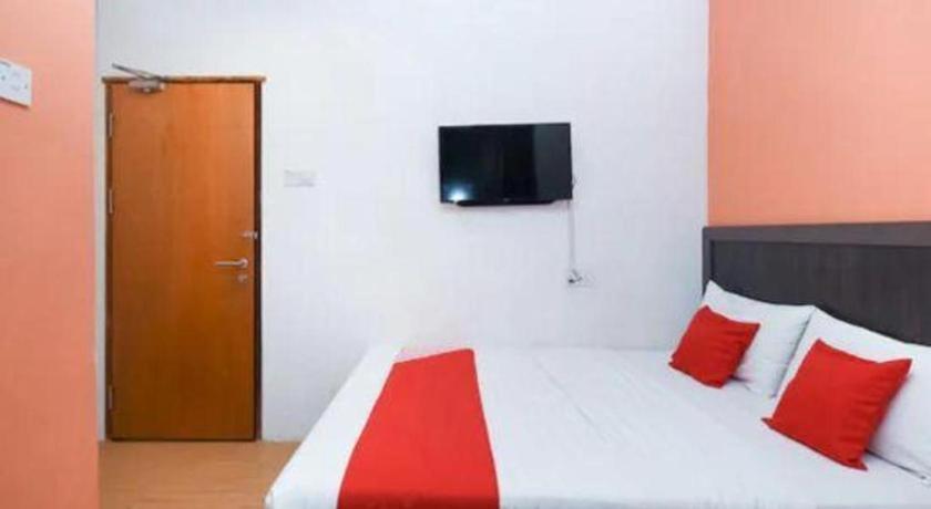 Oyo 1111 Harmony Stay Miri Eksteriør bilde